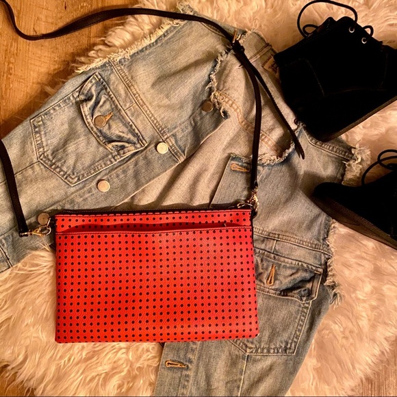 EUC Fossil pink polka dot crossbody - Picture 1 of 7